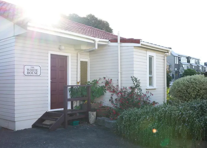 Alpers Lodge & Conference Centre